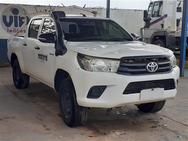 toyota-hilux-leilão-descomplicado-oportunidade-investimento-caminhonetes-motos-carros