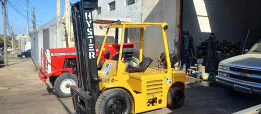 hyster-leilao-descomplicado-oportunidade-investimento-caminhonetes-caminhoes