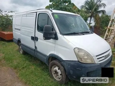 iveco-daily-leilão-descomplicado-oportunidade-investimento-carros-caminhonetes-caminhão