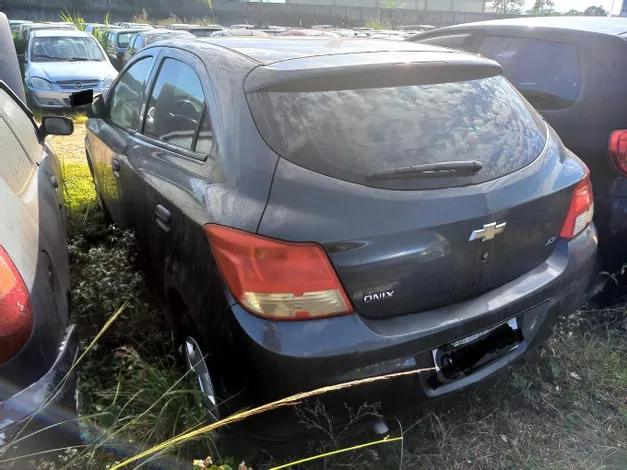 chevrolet-onix-leilão-descomplicado-oportunidade-investimento-carros-caminhonetes