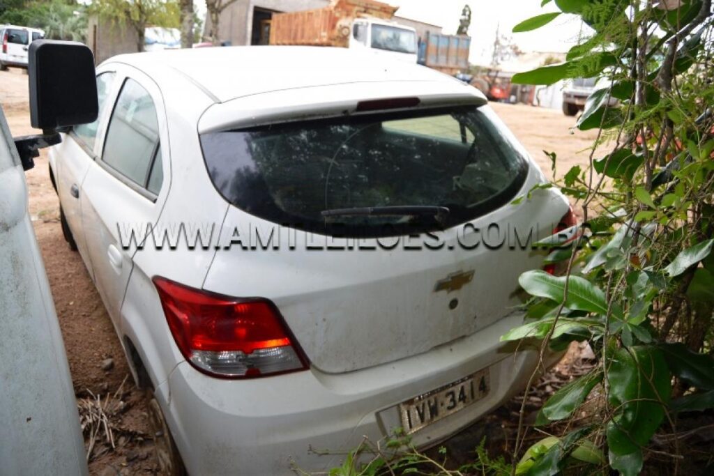 chevrolet-onix-leilao-descomplicado-oportunidade-investimento-carros-caminhão-motos