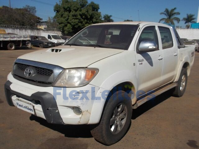 hilux-leilao-descomplicado-oportunidade-investimento-carros-caminhonetes-motos