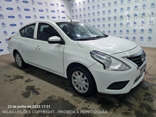 nissan-versa-leilão-descomplicado-oportunidade-investimento-milan-leilões