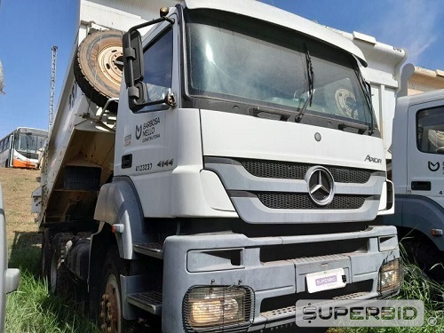 Mercedes-benz-axor-leilao-descomplicado-oportunidade