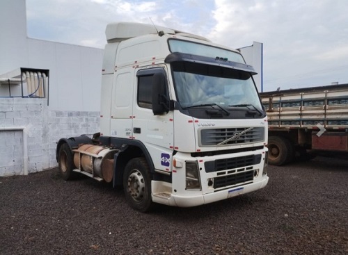 caminhão-trator-volvo-fm-370-4x2-oportunidade-leilão-descomplicado-judicial-investimento-apreendidos