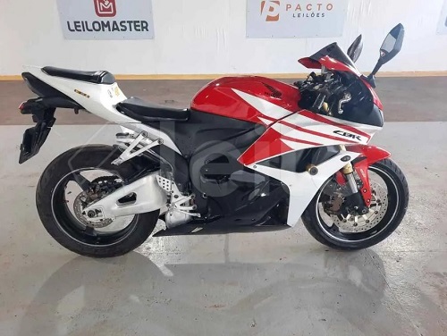 honda-cbr-600rr-oportunidade-grupo-leilo-leilomaster-banco-financiamento-leilão-descomplicado