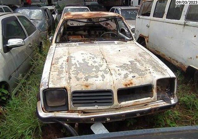 chevette-leilao-descomplicado-oportunidade-investimento-carros-motos-aeronaves