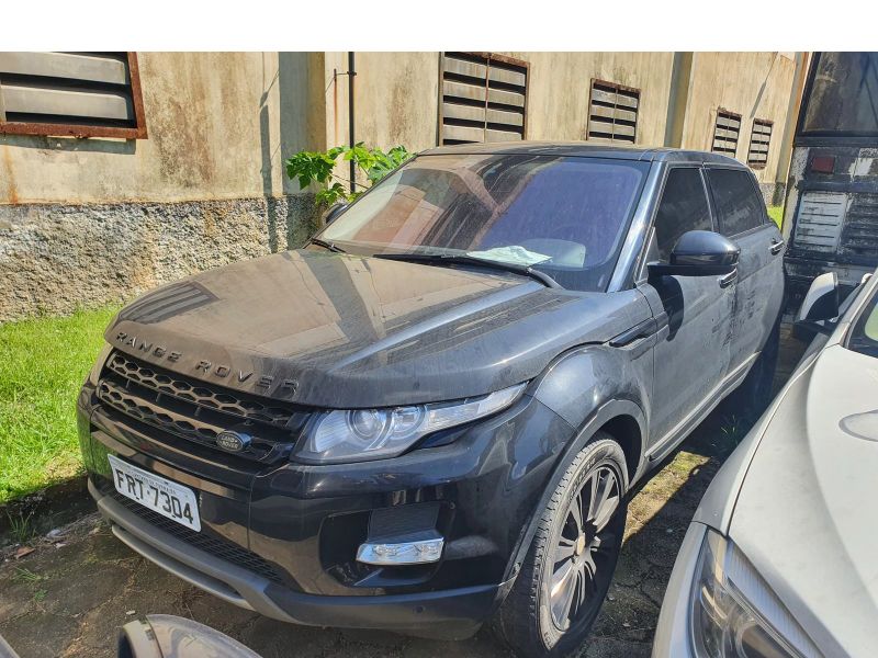 land-rover-evoque-prestige-leilao-descomplicado-oportunidade-investimento-carros-luxo-caminhonete-SUV