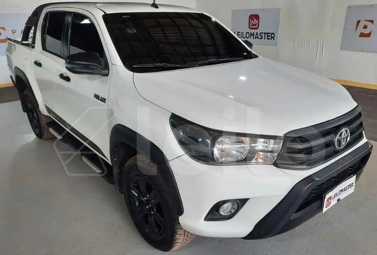 toyota-hilux-leilao-descomplicado-oportunidade-investimento-motos-carros-caminhonetes