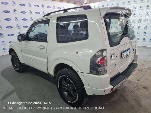 MITSUBISHI-PAJERO-HPE-3.8-GASOLINA-OPORTUNIDADE-LEILÃO-DESCOMPLICADO-MILAN-LEILÕES-BANCO-RECUPERADO-FINANCIAMENTO