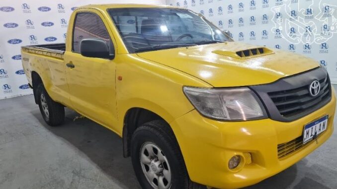 toyota-hilux-leilao-veiculos-retomados-finaciamento