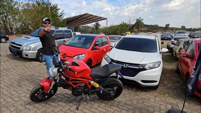 leilao de carros e motos seminovos