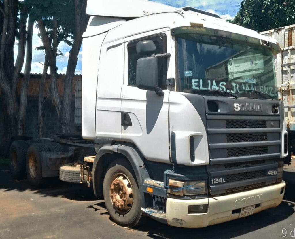 caminhão-scania-124-2001-oportunidade-investimento-leilão-online