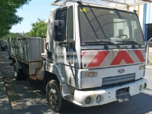 ford-cargo-815n-leilao-descomplicado-oportunidade