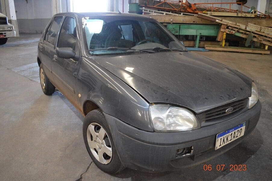 ford-fiesta-street-2002-oportunidade-investimento-leilão-online