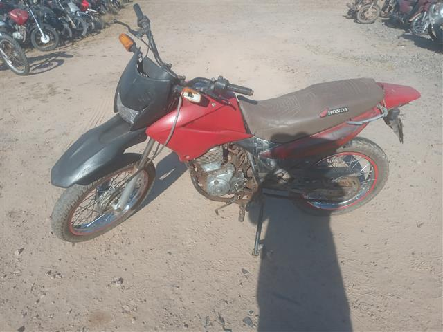 Leilão tem Honda XR 250 Tornado com lance inicial de R$300