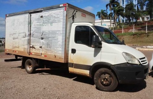 iveci-daily-55c16-leilao-descomplicado-oportunidade