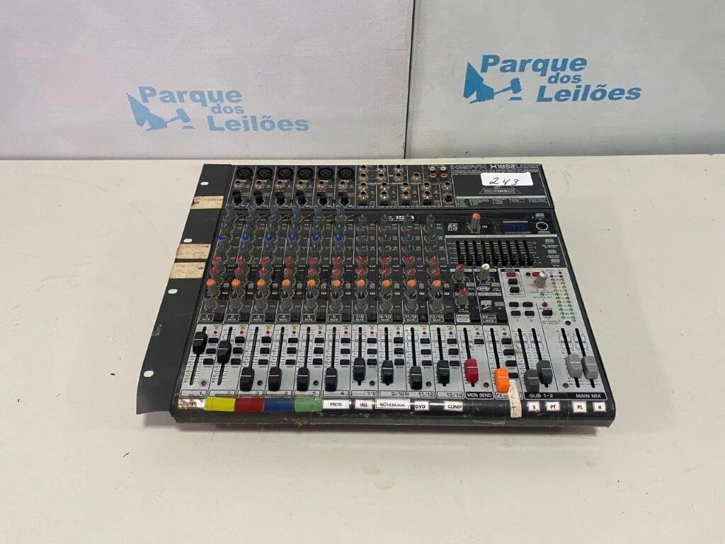 mesa-de-som-behringer-x1882-usb-oportunidade-investimento-leilão-online