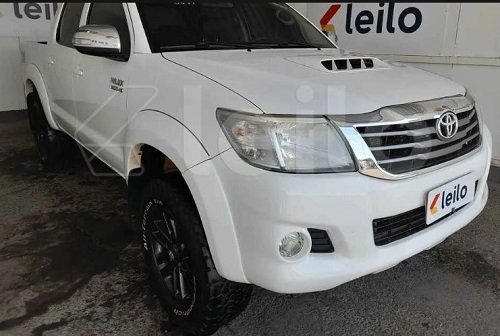 toyota-hilux-leilao-descompolicado-oportunidade