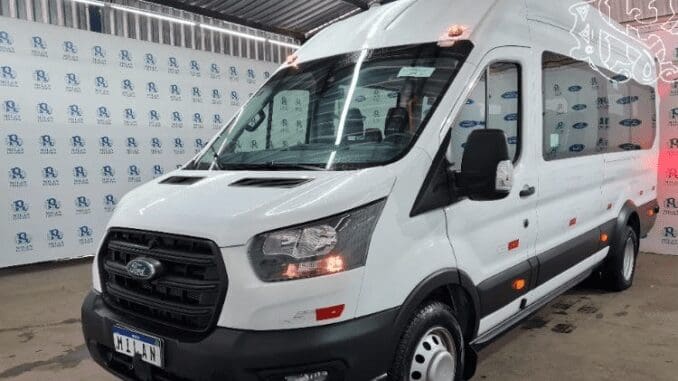 ford-transit-460-b-2.0-18l-3p-diesel-2022-2023-importando-oportunidade-investimento-leilão-online