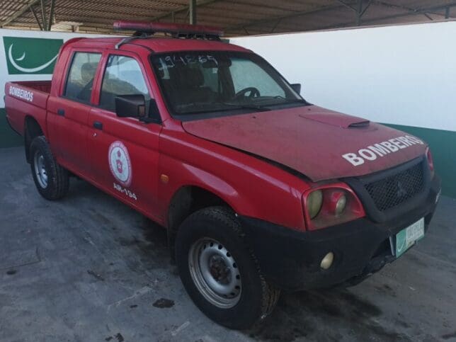 mitsubishi-l200-cabine-dupla-4x4-gl-2009-2010-oportunidade-investimento-leilão-online