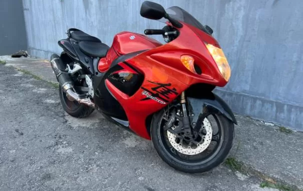 suzuki-gsx-1300r-hayabusa-oportunidade-investimento-financiamento-banco-mesquita-leilões-leilão-descomplicado