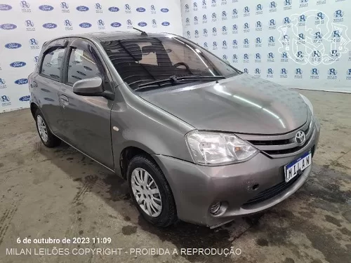 toyota-etios-leilao-descomplicado-oportunidade