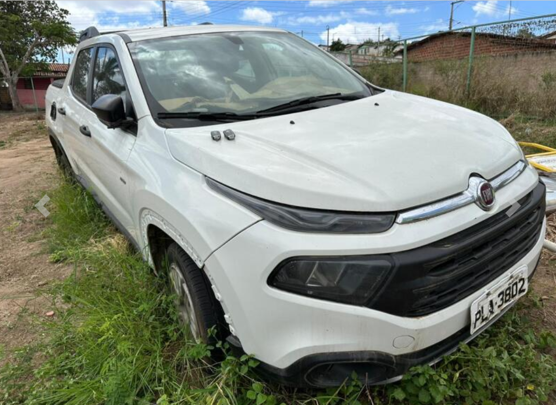 FIAT-TORO-FREEDOM-2017-2018-LEILAO