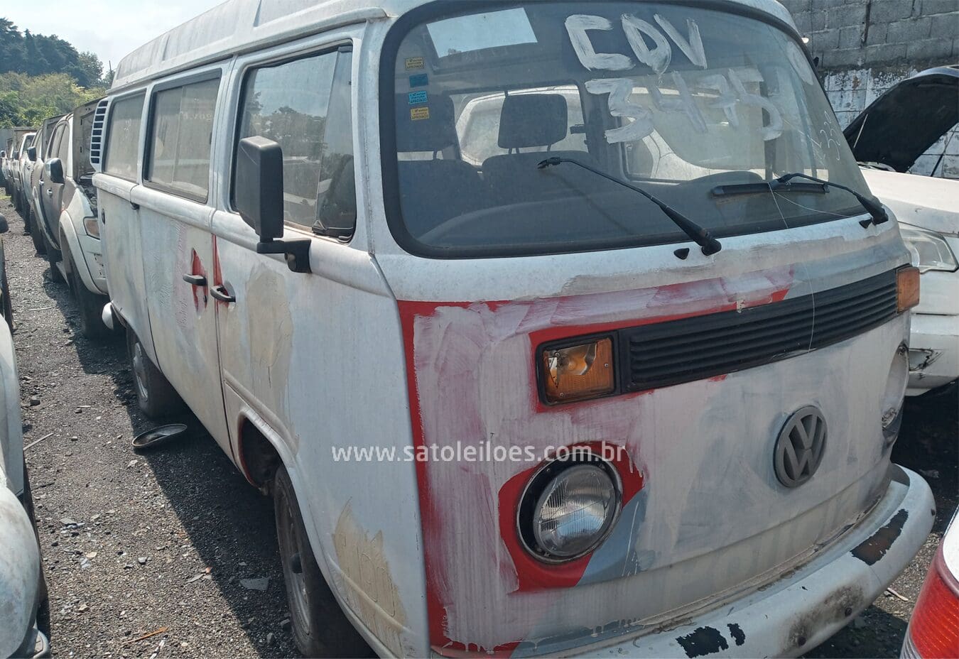 VW-Kombi-2002-leilao-veiculos-oportunidade-investir-renda-extra-3