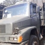 caminhao-mercedes-benz-leilao-veiculos-oportunidade-investir-renda-extra