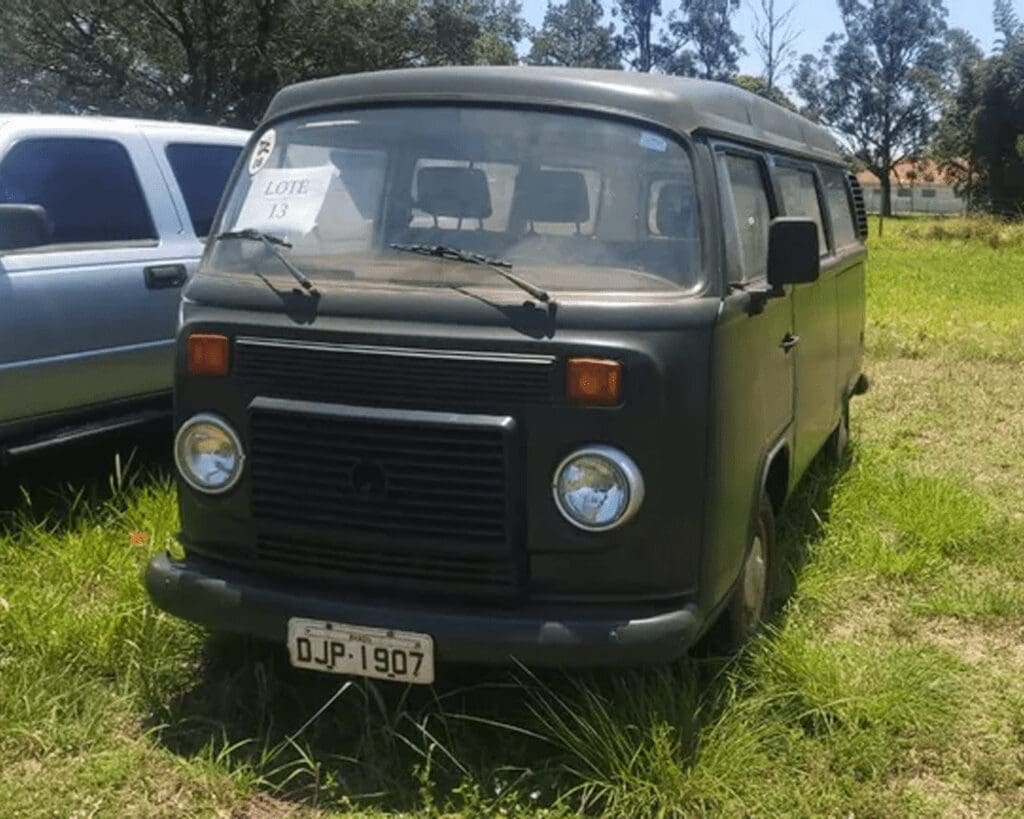 kombi-leilao-veiculos-oportunidade-investir-renda-extra