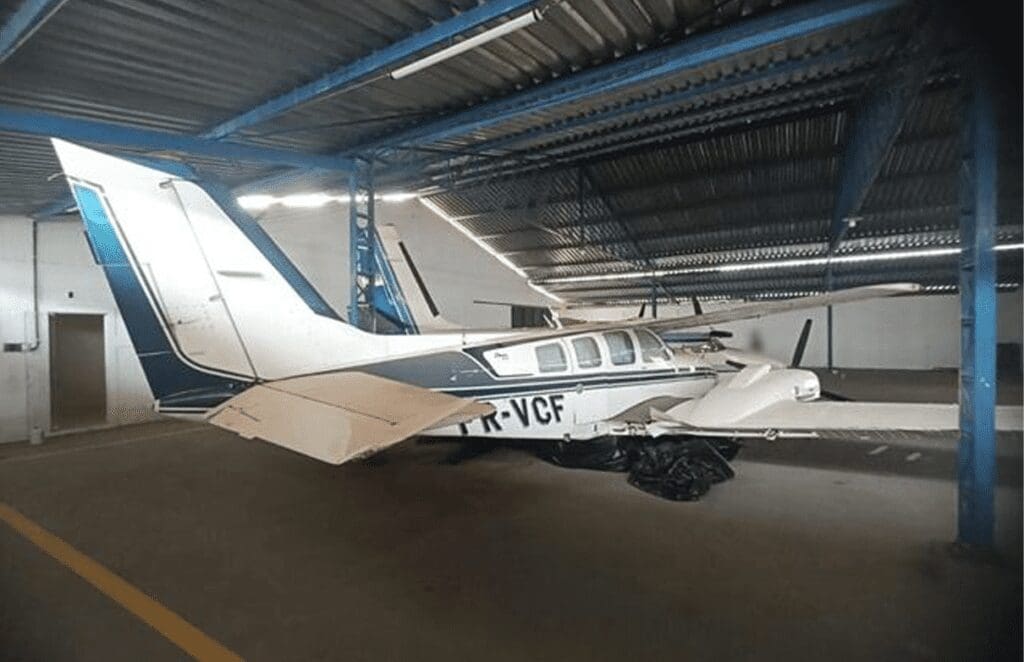 Aeronave-Bimotor-Beech-Aircraft-leilao-aviao-oportunidade-investir-renda-extra