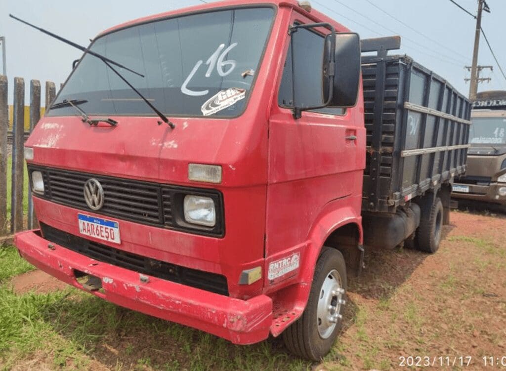 caminhão-volkswagen-leilao-veiculos-oportunidade-renda-extra