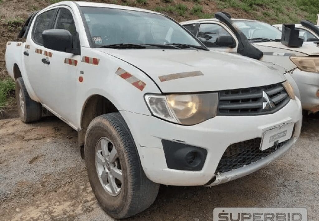 mitsubishi-l200-triton-leilao-veiculos-oportunidade-investir-renda-extra