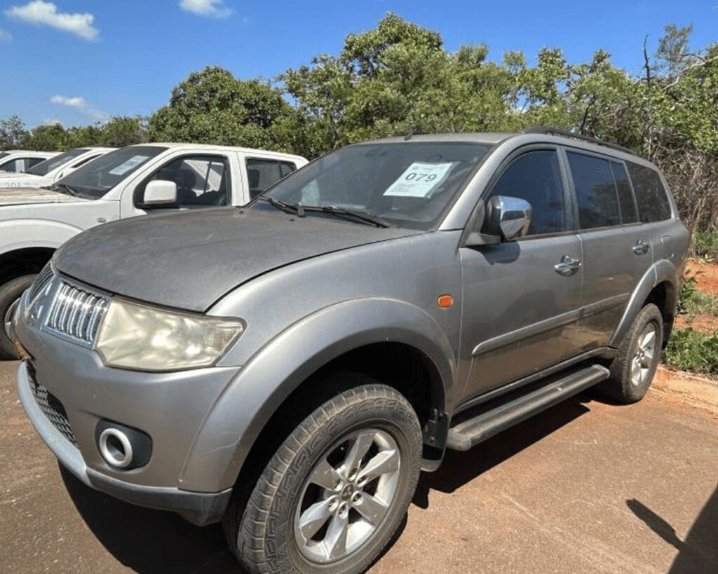 pajero-dakar-leilao-veiculos-oportunidade-investir-renda-extra