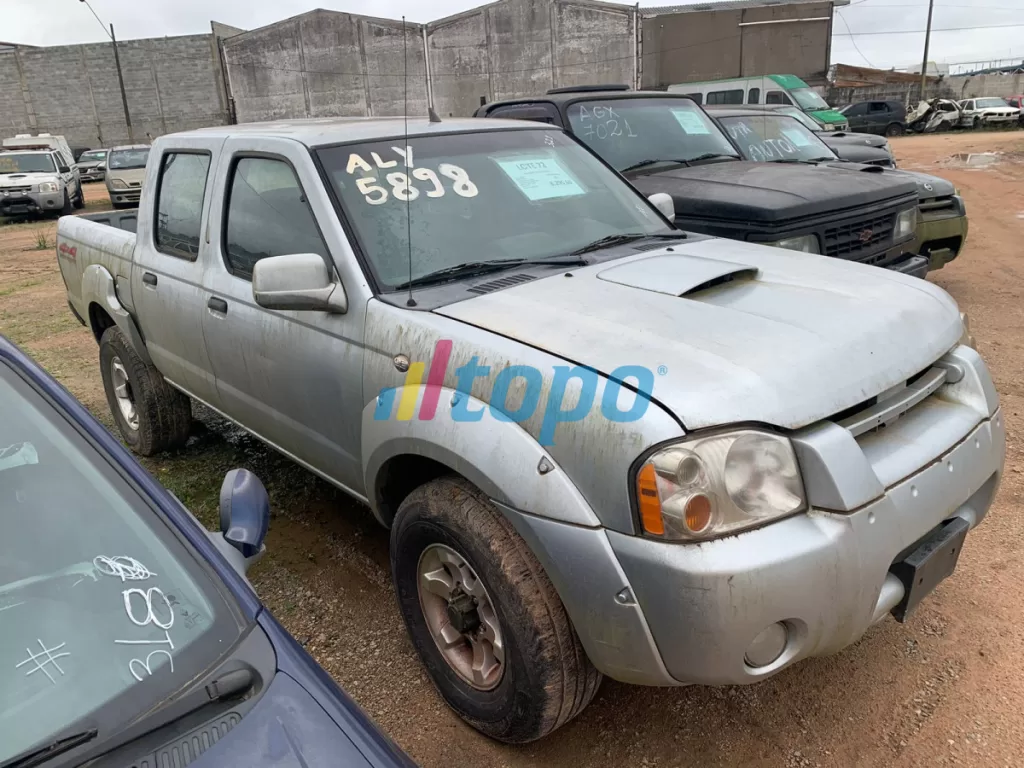 CAMINHONETE NISSAN FRONTIER PRATA 2004 LEILÃO