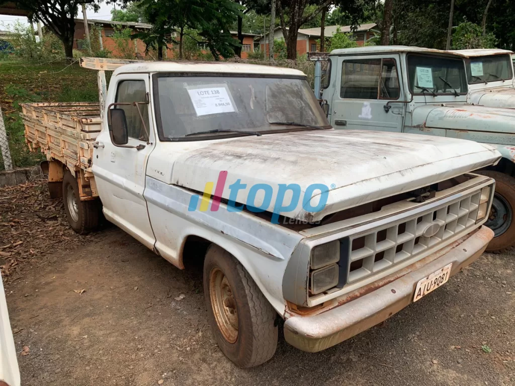 CAMIONETE  FORD F1000 1986 LEILÃO