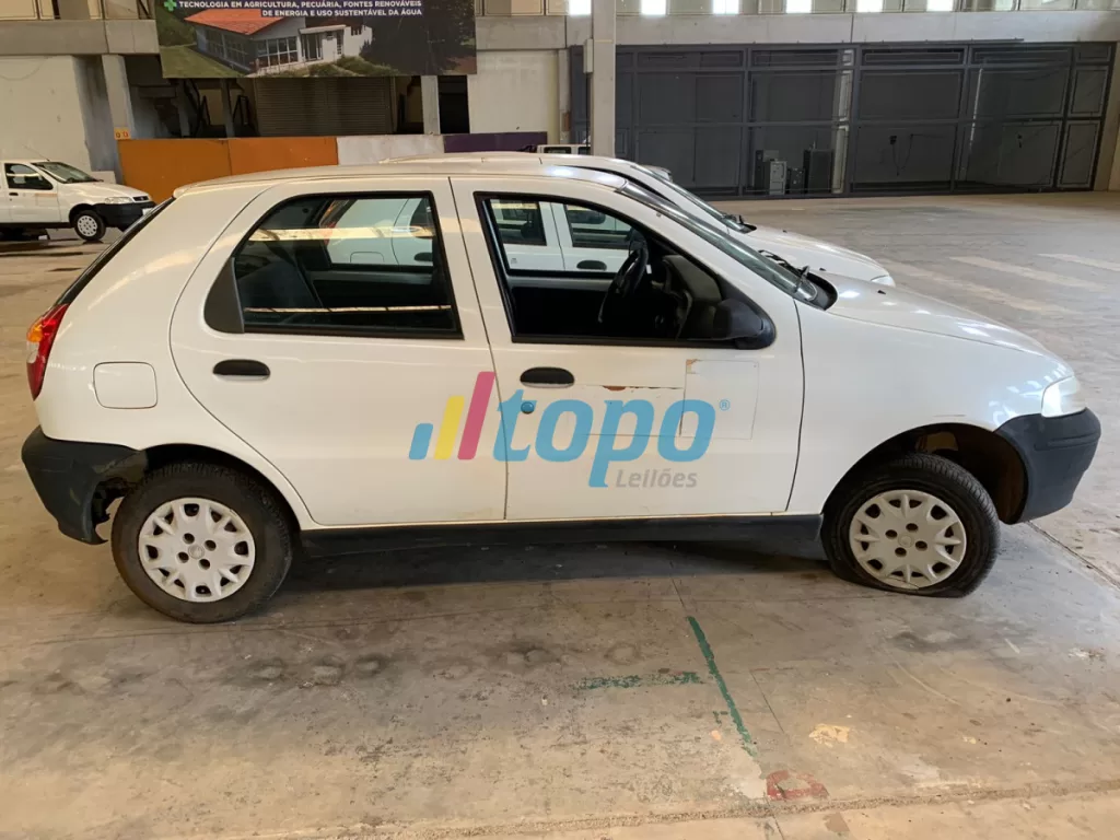 FIAT PALIO FIRE 2005 LEILÃO