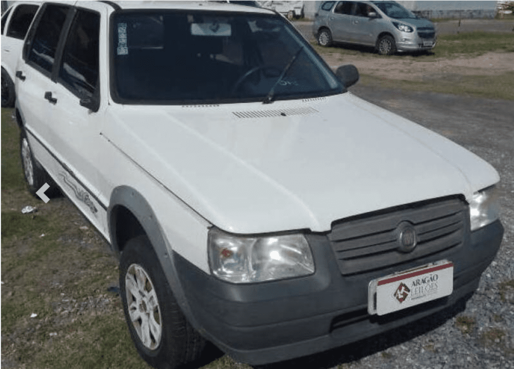 FIAT UNO MILLE 2013 LEILAO