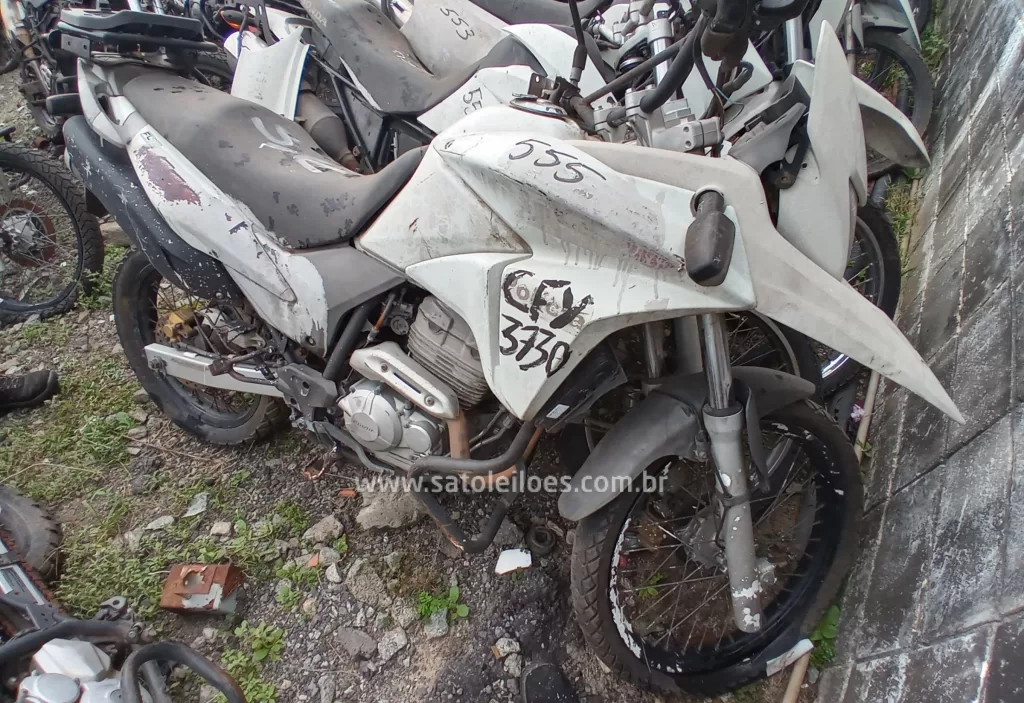 honda-xre-300-leiao-moto-oportunidade-renda-extra