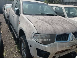 mitsubishi-L200-triton-leilao-caminhonete-oportunidade-renda-extra