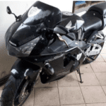 MOTO-HONDA-CBR-900RR-2003-LEILAO