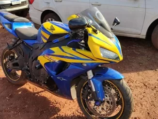 honda-cbr-1000-leilao-descmplicado-oportunidade