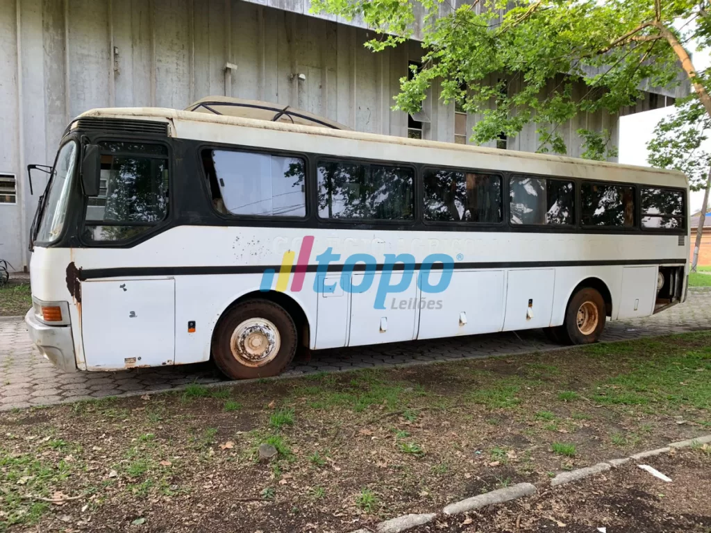 ONIBUS MERCEDES-BENZ 1988-1989 LEILÃO