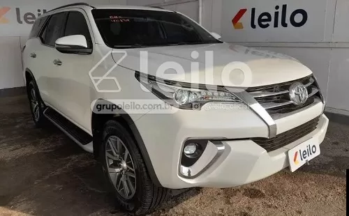 toyota-hilux-leilao-descomplicado-oportunidade