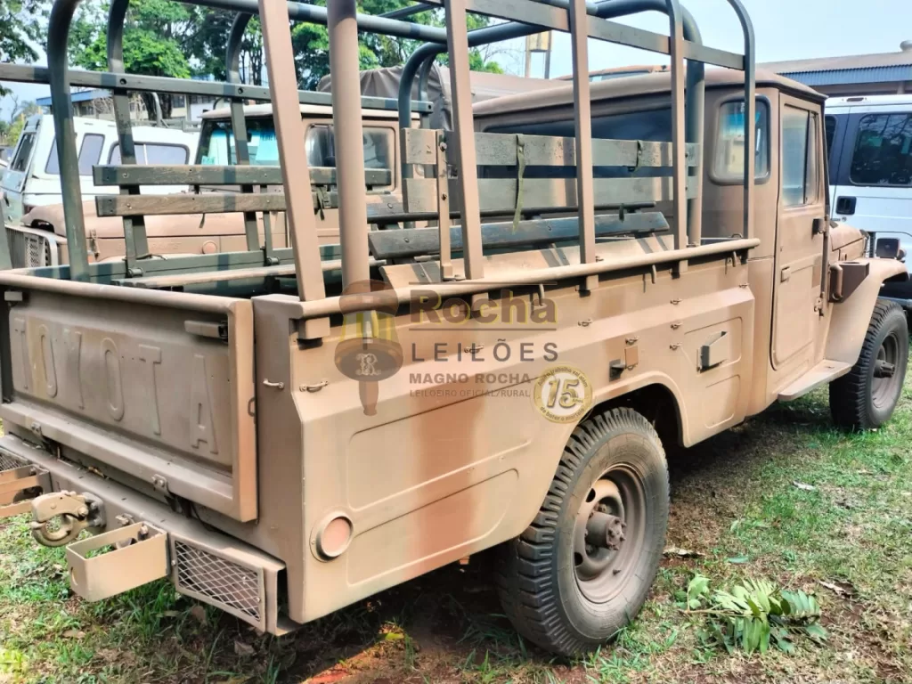 toyota-bandeirante-leilao-viaturas-execito-brasieleiro