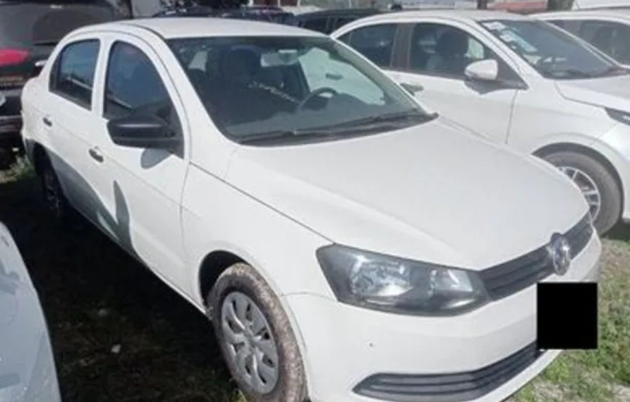 VOLKSWAGEN VOYAGE 2014 2015 LEILAO