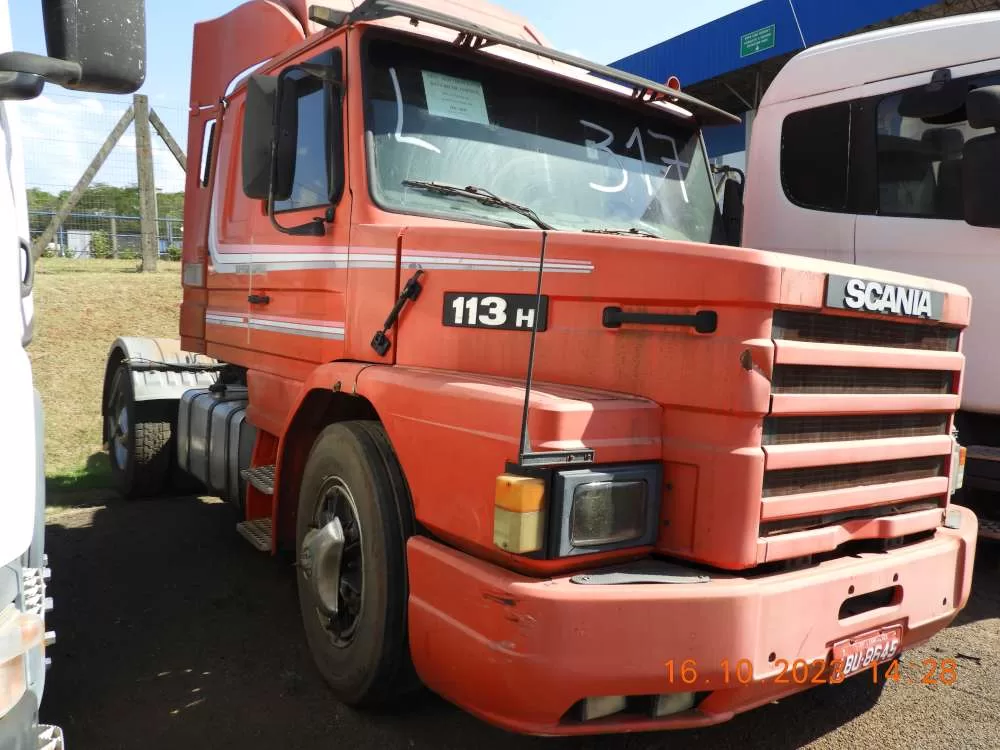 caminhao-trator-scania-leilao-veiculos-oportunidade-investir-renda-extra