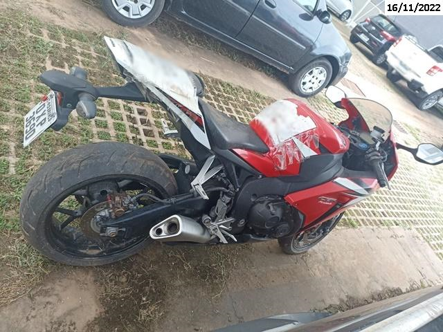 honda-cbr-2012-leilao-veiculos-oportunidade-investir-renda-extra