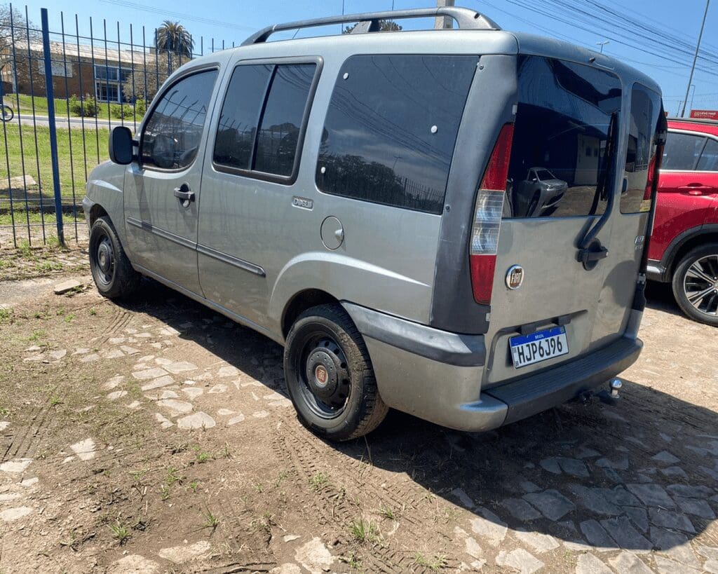 fiat-doblo-leilão-veiculos-oportunidade-investir-renda-extra